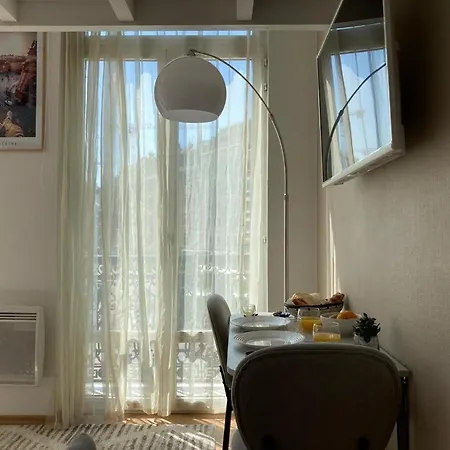 Homestay Independante En Face De La Gare Flandres Lille