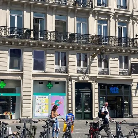 Independante En Face De La Gare Flandres Lille